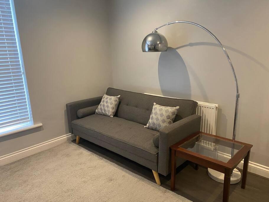 Spacious 2 Bedroom Flat Londres Exterior foto